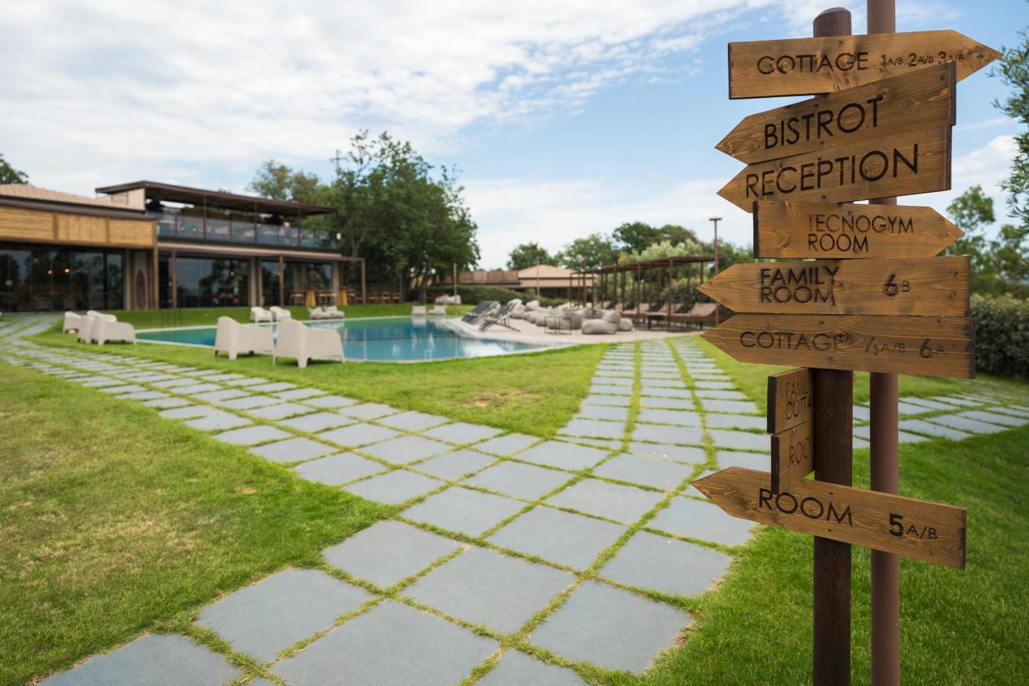 Hang Loose Cottage Hotel & Resort 4 Stelle Gizzeria Calabria מראה חיצוני תמונה