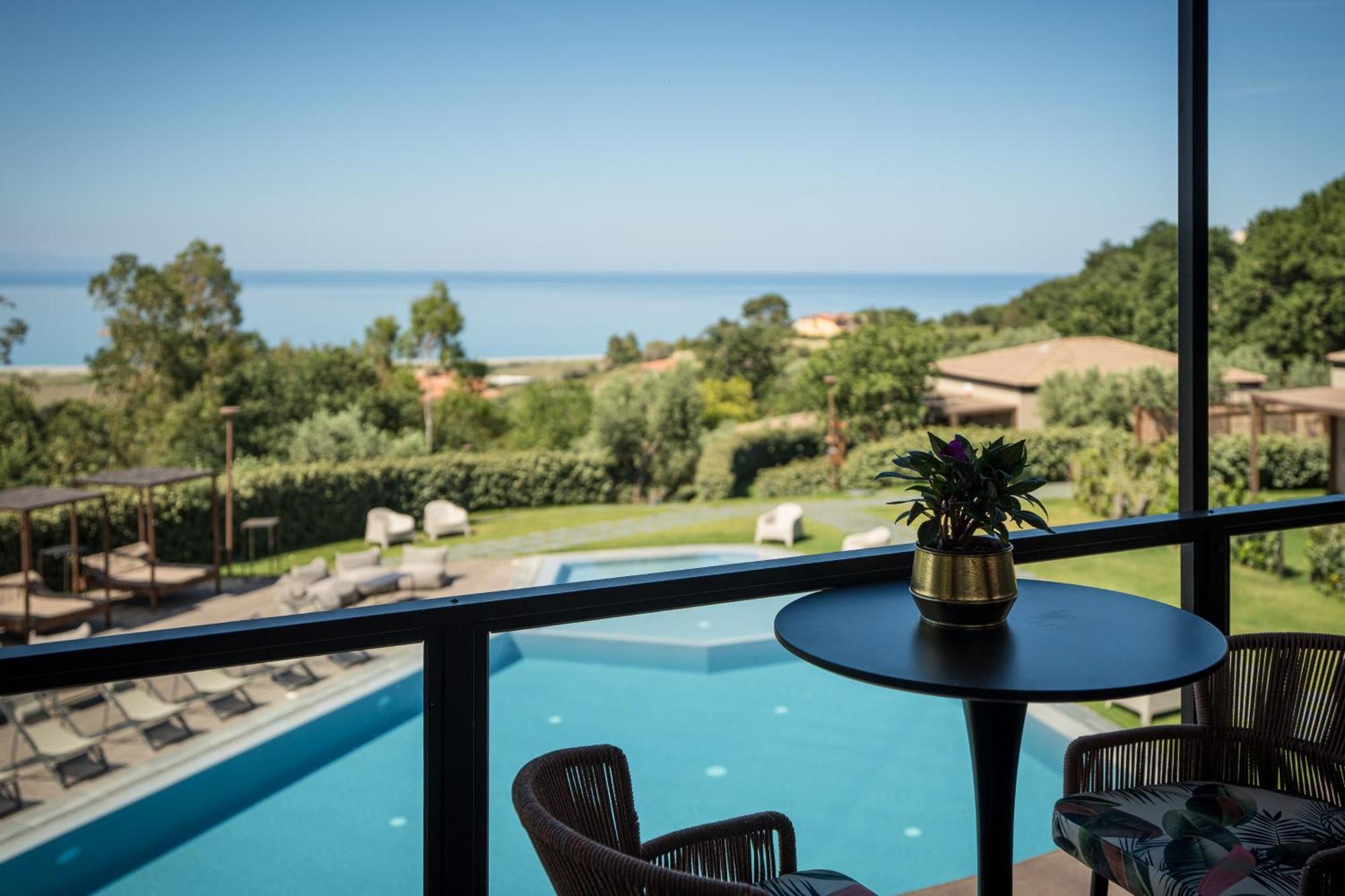 Hang Loose Cottage Hotel & Resort 4 Stelle Gizzeria Calabria מראה חיצוני תמונה